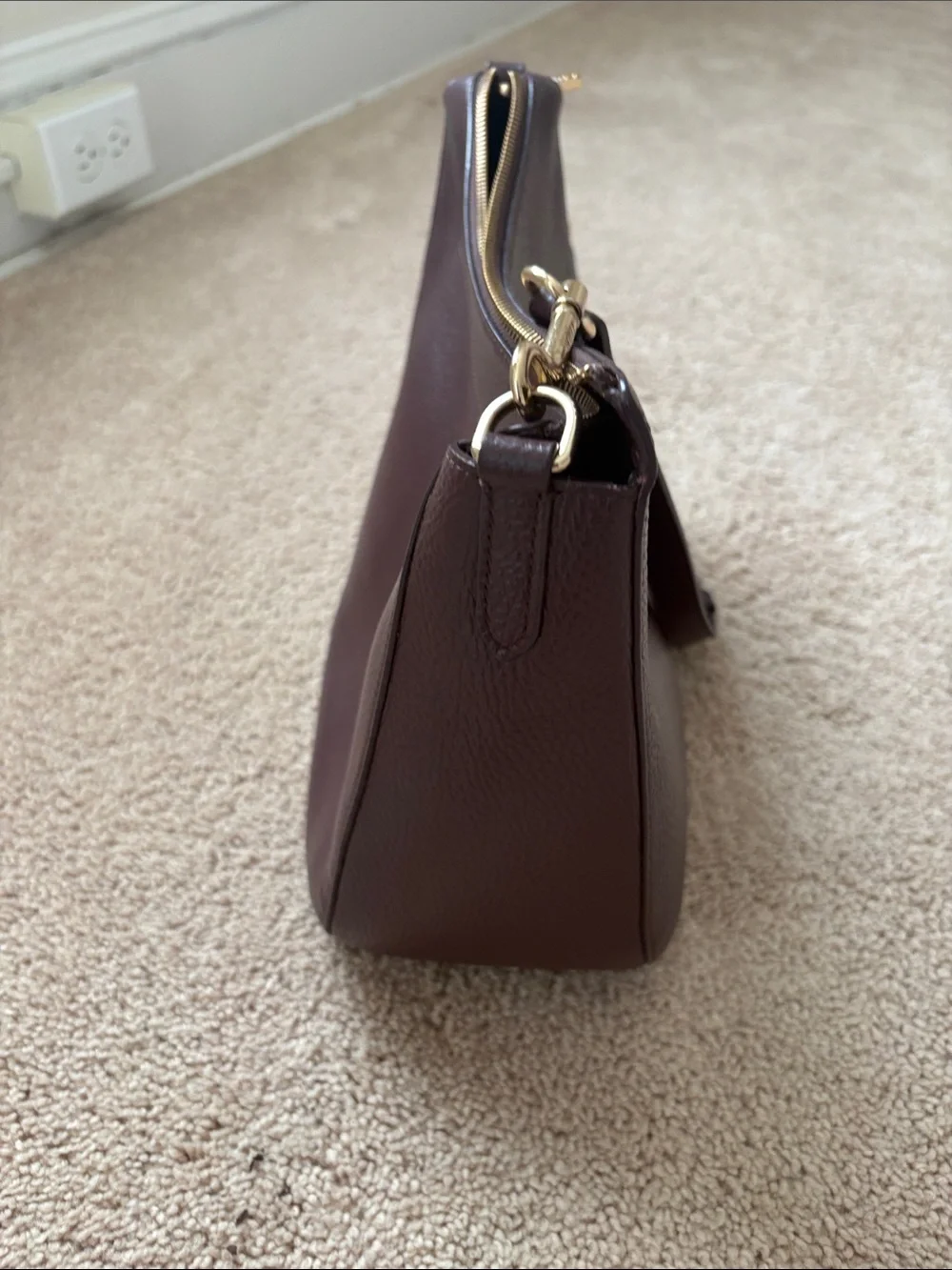 Vintage Cuyana Pebbled Leather Hobo Shoulder Bag in Burgundy